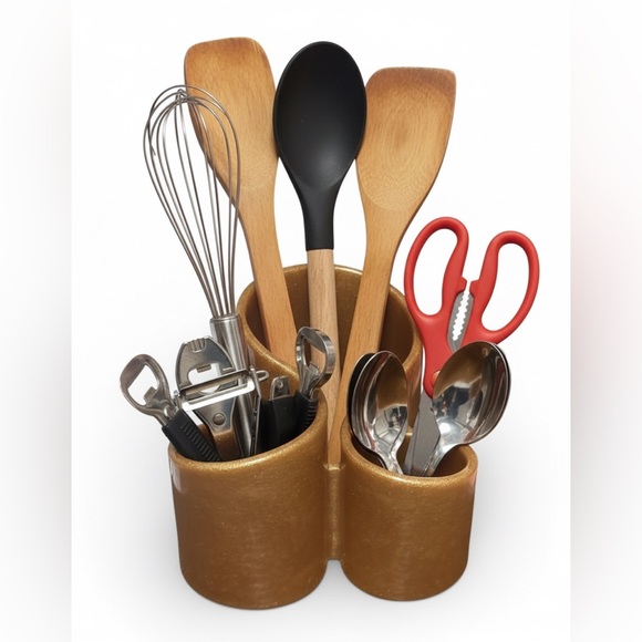 NORE’S NOVELTIES Handcrafted Makeup Brush/Desk Organizer -Create or pick a color - Picture 13 of 14